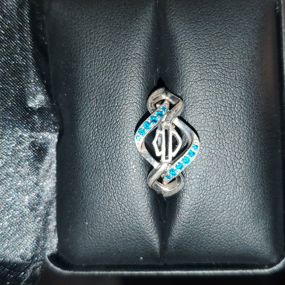 NWB H-D ring *price firm!*